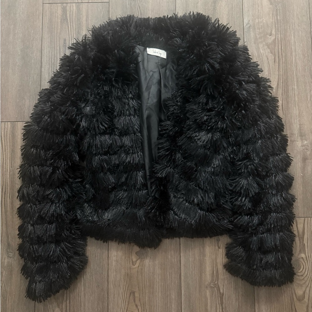 Sadie & Sage Black Shaggy Faux Fur Jacket Women’s Medium Textured Party Coat